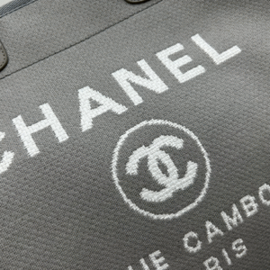 CHANEL CC DEAUVILLE LARGE 38 TOTE BAG IN GREY CANVAS WITH WHITE LOGO