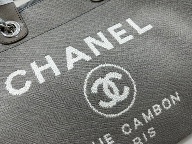 CHANEL CC DEAUVILLE LARGE 38 TOTE BAG IN GREY CANVAS WITH WHITE LOGO