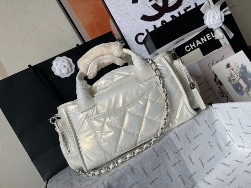 CHANEL CC LARGE 35 BOWLING BAG IN WHITE CALFSKIN