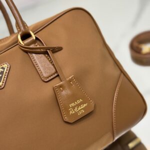 LARGE TOP HANDLE BAG 35 IN CHERRY WOOD NYLON AND CALFSKIN TRIM