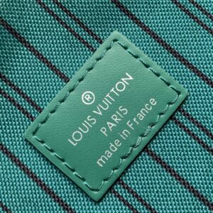 LV AVENUE SLINGBAG 31 IN BROWN MIX GREEN DAMIER GRAPHITE CANVAS