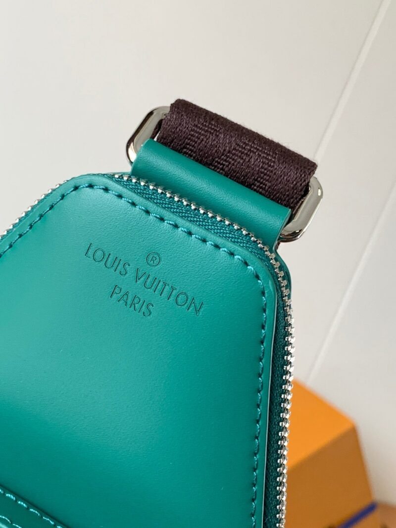 LV AVENUE SLINGBAG 31 IN BROWN MIX GREEN DAMIER GRAPHITE CANVAS