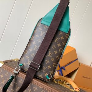 LV AVENUE SLINGBAG 31 IN BROWN MIX GREEN DAMIER GRAPHITE CANVAS