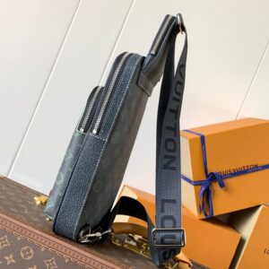 LV AVENUE SLINGBAG 31 IN BLACK MONOGRAM CANVAS WITH BROWN LOGO