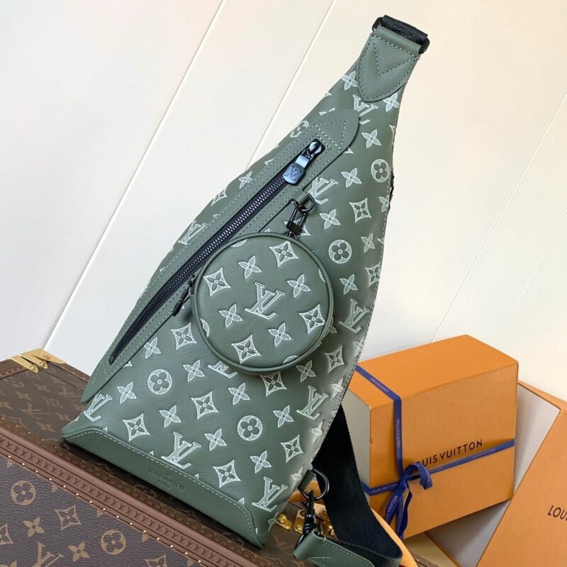 LV DUO CROSSBAG BAG 42 IN GREEN AND WHITE MONOGRAM SHADOW COWHIDE