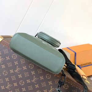 LV DUO CROSSBAG BAG 42 IN GREEN AND WHITE MONOGRAM SHADOW COWHIDE