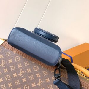 LV DUO CROSSBAG BAG 42 IN BLUE AND WHITE MONOGRAM SHADOW COWHIDE
