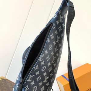 LV DUO CROSSBAG BAG 42 IN BLUE AND WHITE MONOGRAM SHADOW COWHIDE