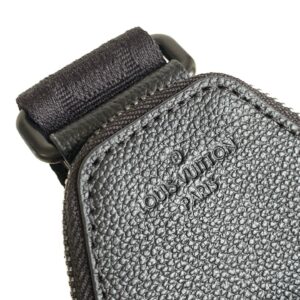 LV AVENUE 31 IN BLACK CANVAS CALFSKIN