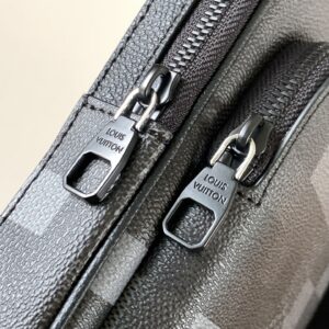 LV AVENUE 31 IN BLACK CANVAS CALFSKIN