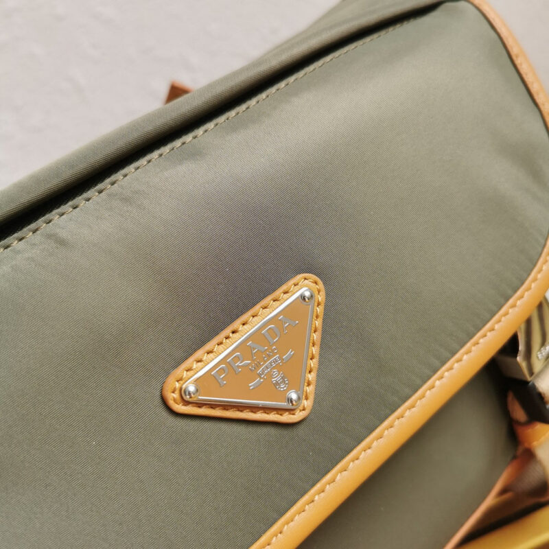 MESSENGER BAG 20 IN KHAKI GREEN RE-NYLON AND BROWN CALFSKIN TRIM