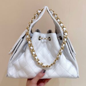 CHANEL 25 HANDBAG IN WHITE 30 GOLD HARDWARE
