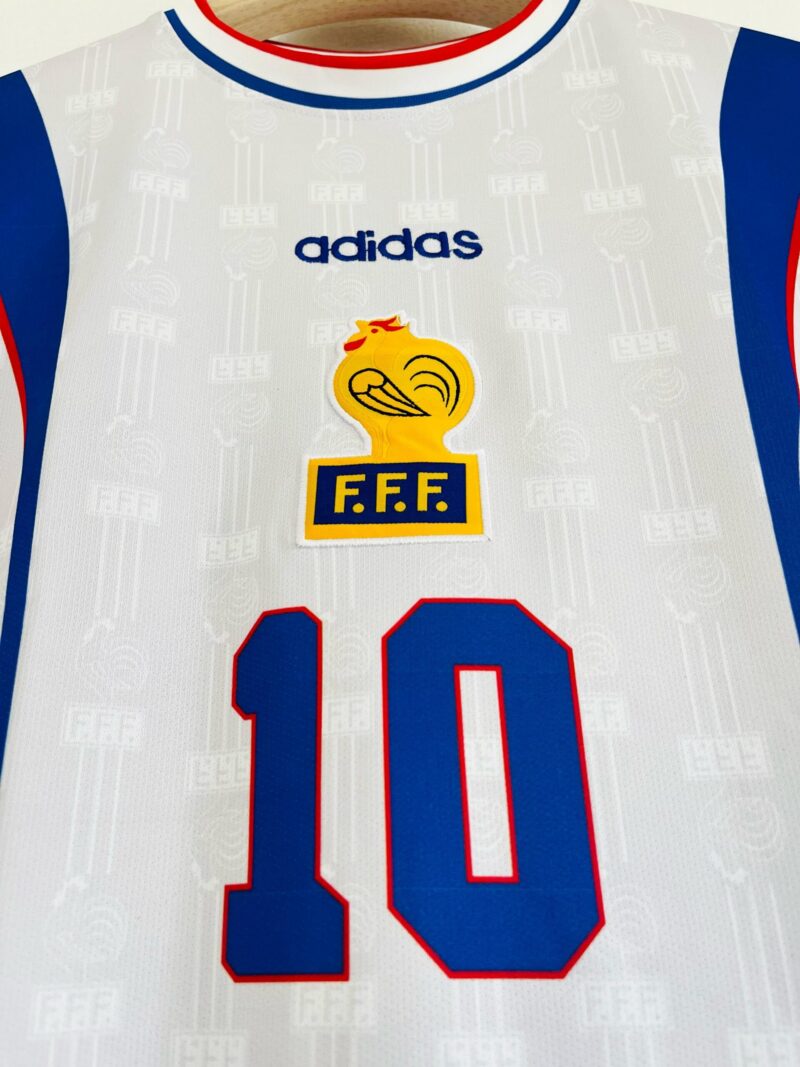 rn-image_picker_lib_temp_8b17dae5-d2d8-41ec-b9c5-755fb7071ae7 France 1996-97 Away Jersey – Zinedine Zidane Embroidery Edition