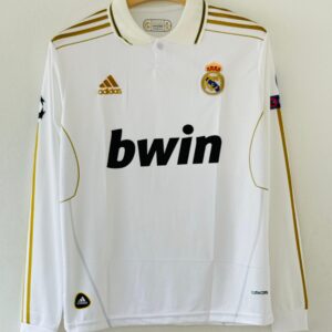 rn-image_picker_lib_temp_d9b41a2b-3824-4df4-ab4a-3dc63de0591e Celebrate a Record-Breaking Season with the 2011-12 Real Madrid Home Jersey – Cristiano Ronaldo Full Sleeve Edition