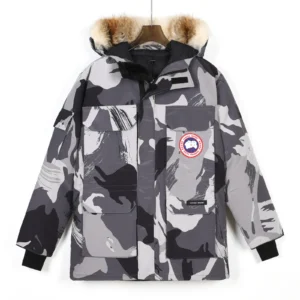 Replica Canada Goose Lightweight Down Jacket - Top Quality Fake Replica Canada Goose Lightweight Down Jacket Reps BlackFriday Sales - RepLuxe