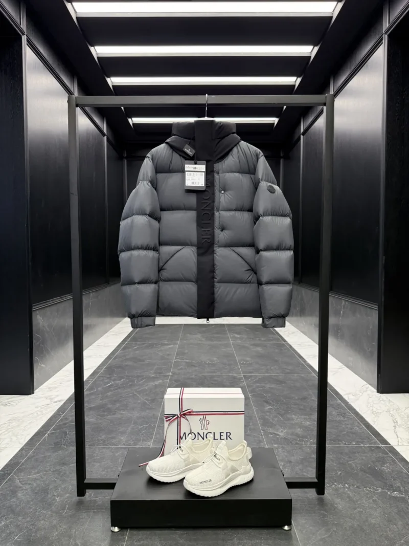 Replica Moncler Madeira Black Short Down Jacket Reps - RepLuxe