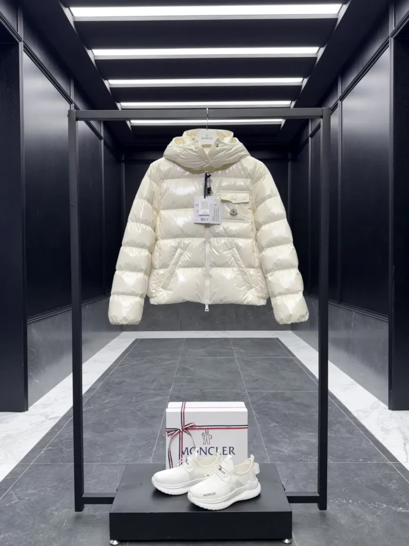 Replica Moncler Short Down Jacket - Top Quality Fake Replica Moncler Short Down Jacket Reps BlackFriday Sales - RepLuxe