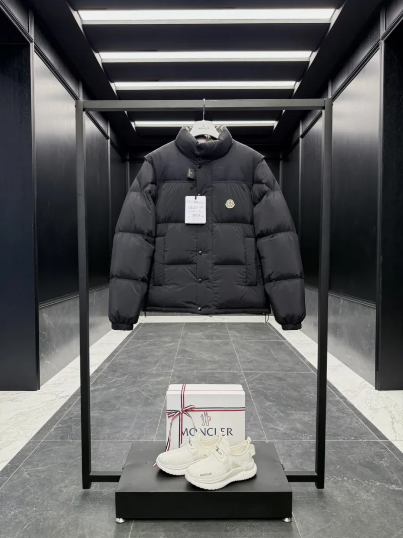 Replica Moncler Verone Reversible Down Jacket Black Reps - RepLuxe