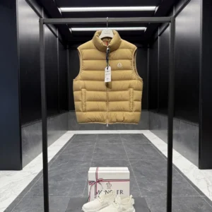Replica Moncler Vest - Top Quality Fake Replica Moncler Vest Reps BlackFriday Sales - RepLuxe