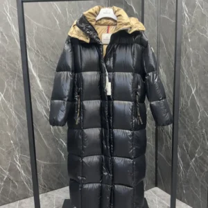 Replica Moncler Parnaiba Long Down Jacket Black Reps - RepLuxe