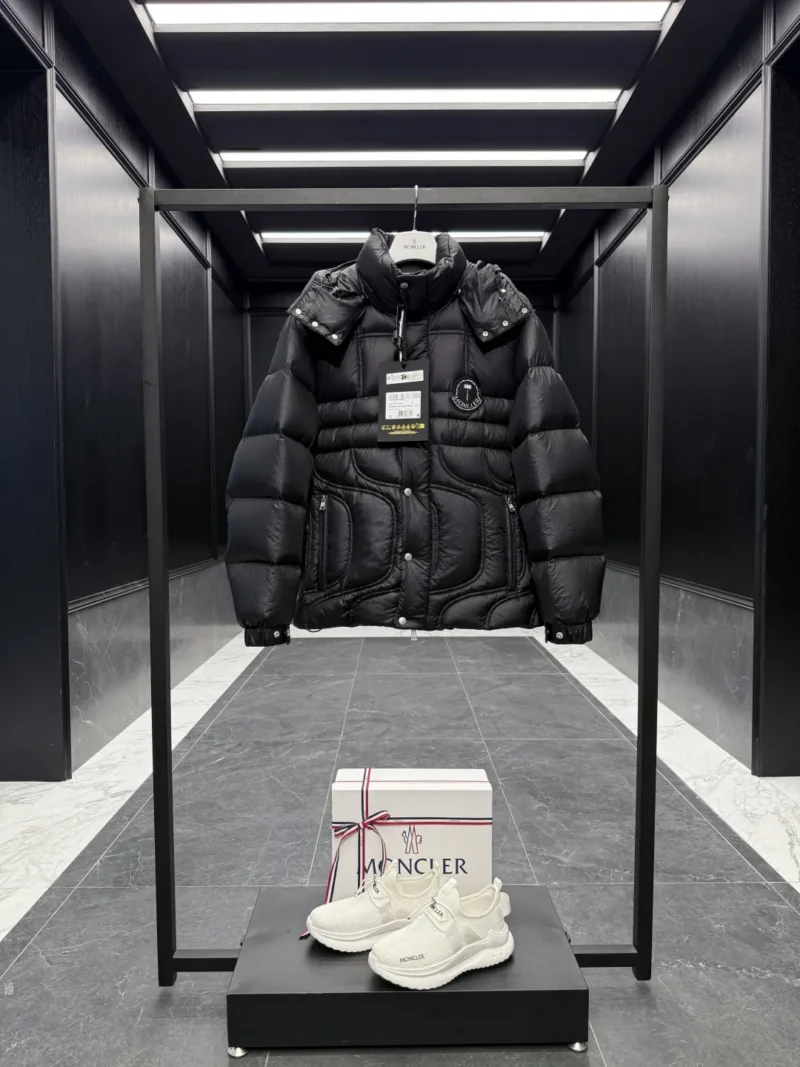 Replica Moncler Palm Angels Cherith Black Jacket Reps - RepLuxe