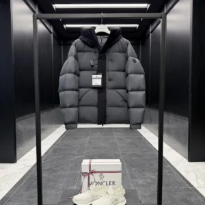 Replica Moncler Madeira Black Short Down Jacket Reps - RepLuxe