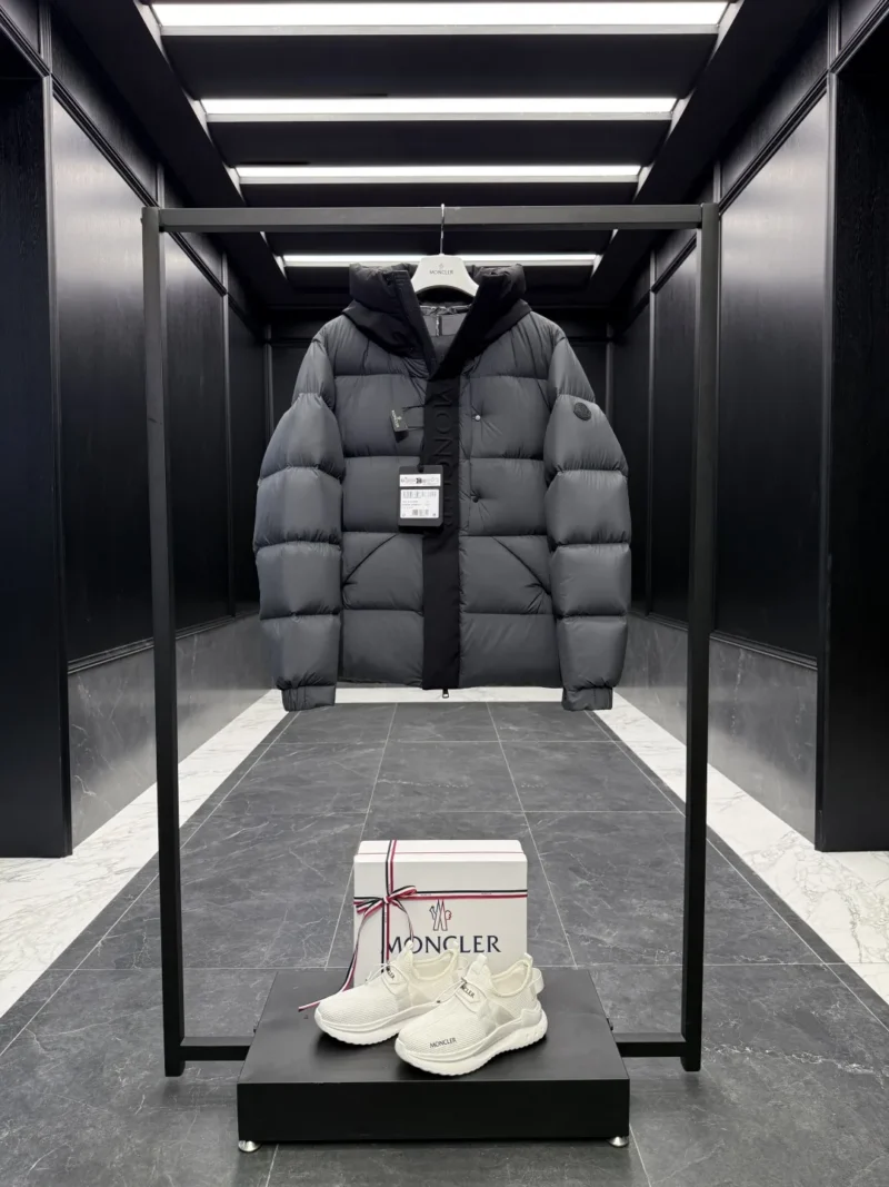 Replica Moncler Madeira Black Short Down Jacket Reps - RepLuxe