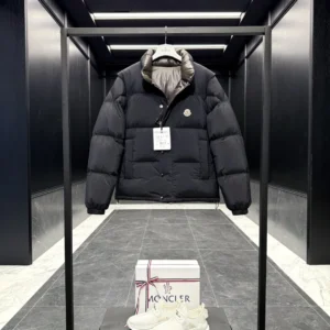 Replica Moncler Verone Reversible Down Jacket Black Reps - RepLuxe