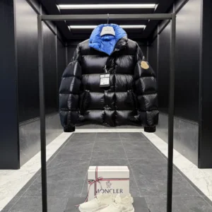 Replica Moncler Dervox Down Jacket Black Pop Reps - RepLuxe