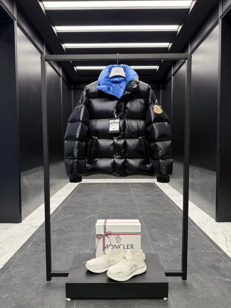 Replica Moncler Dervox Down Jacket Black Pop Reps - RepLuxe