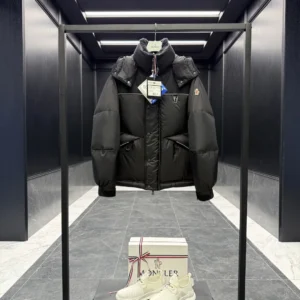 Replica Moncler Grenoble Albiez Down Jacket Black Casual Reps - RepLuxe