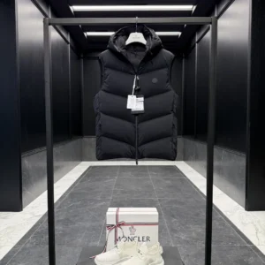 Replica Moncler Guersac Quilted Vest Black Men Reps - RepLuxe