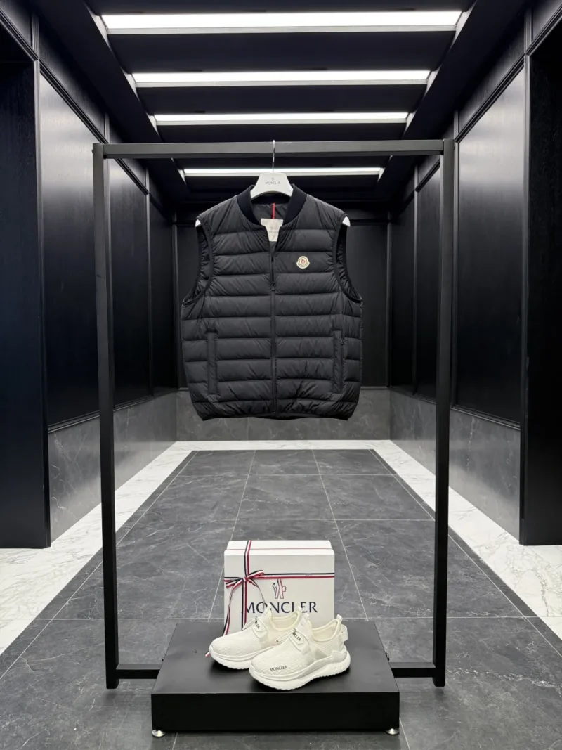 Replica Moncler Verney 3in1 Down Jacket Black Quilted Reps - RepLuxe