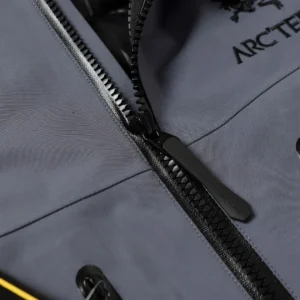 Replica Arcteryx Alpha SV Jacket Black Green Regular Reps - RepLuxe