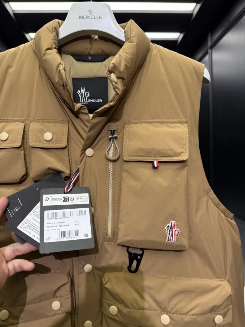 Replica Moncler Grenoble Tongass Vest Beige Outdoor Reps - RepLuxe