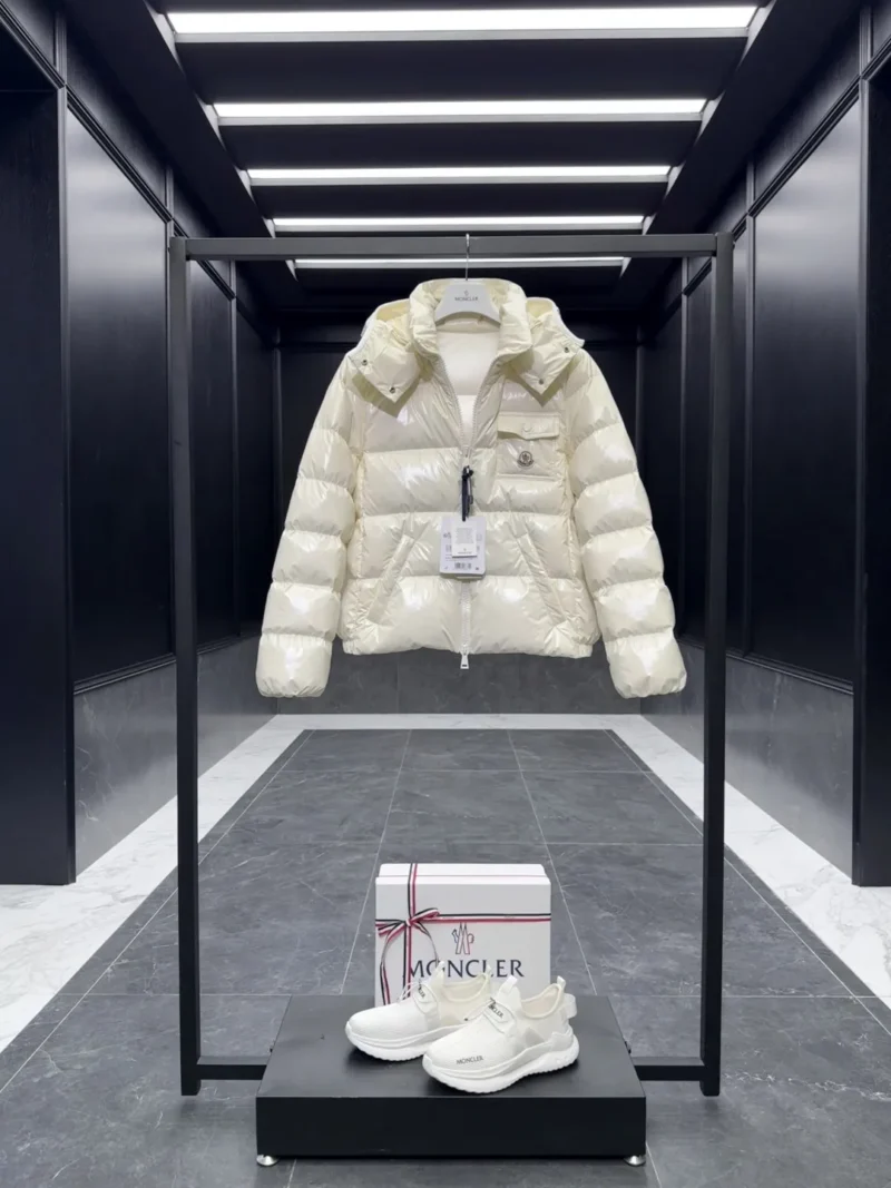 Replica Moncler Andro Short Down Jacket Cream Reps - RepLuxe