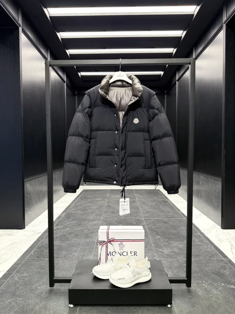 Replica Moncler Verone Reversible Down Jacket Black Reps - RepLuxe