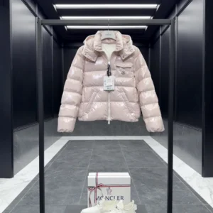 Replica Moncler Andro Short Down Jacket Pink Casual Reps - RepLuxe
