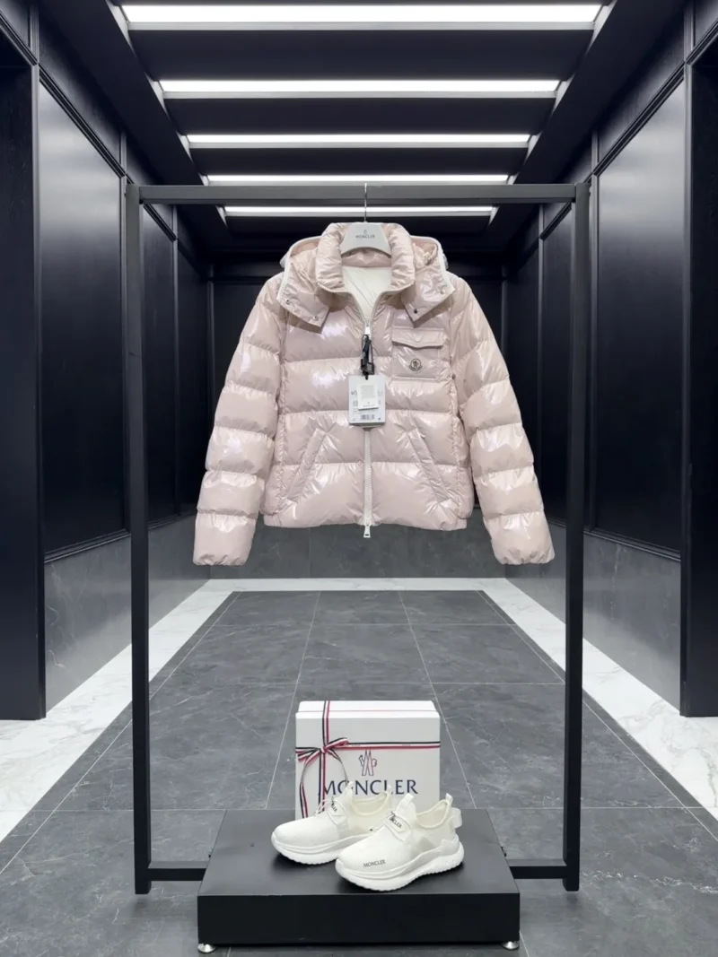 Replica Moncler Andro Short Down Jacket Pink Casual Reps - RepLuxe