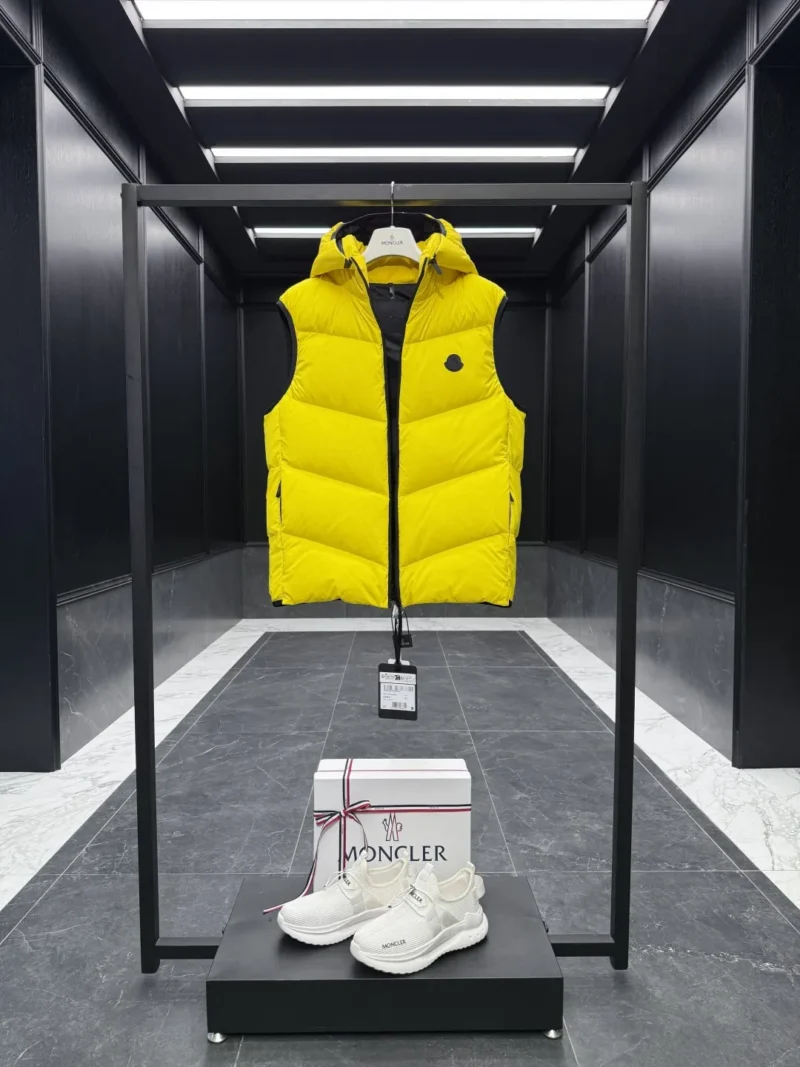 Replica Moncler Guersac Quilted Vest Yellow Sleeveless Reps - RepLuxe