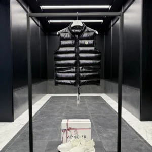 Replica Moncler Gui Vest Black Lightweight Design Reps - RepLuxe