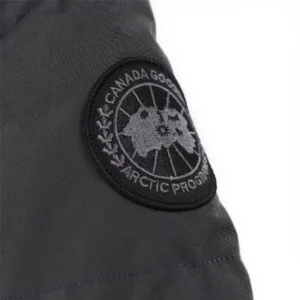 Replica Canada Goose Mystique 3035LB Black Parka Reps - RepLuxe