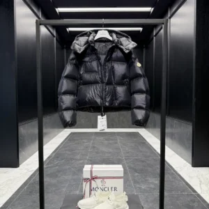 Replica Moncler Erea Short Down Jacket Black Quilted Reps - RepLuxe