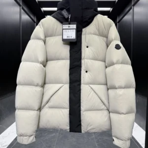 Replica Moncler Madeira Black Short Down Jacket Reps - RepLuxe
