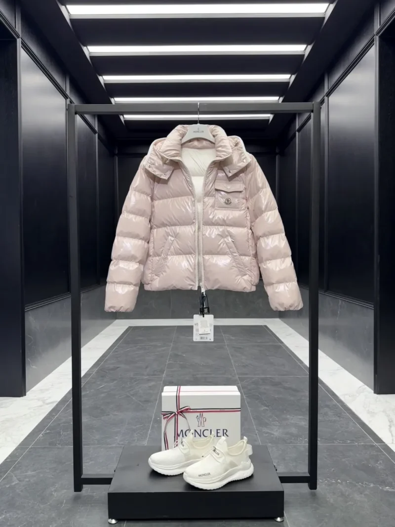 Replica Moncler Andro Short Down Jacket Pink Casual Reps - RepLuxe