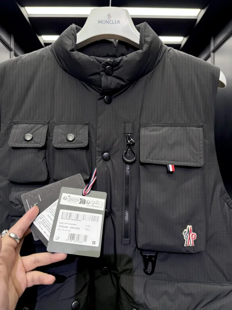 Replica Moncler Grenoble Tongass Vest Black Outdoor Reps - RepLuxe