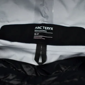 Replica Arc'teryx Alpha SV Jacket Dawn Blue Reps - RepLuxe