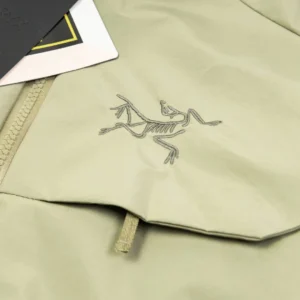 src_4-150 Replica Arc'teryx Macai Jacket Ethereal Green Hooded Reps - RepLuxe