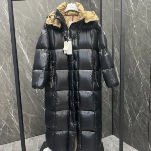 Replica Moncler Parnaiba Long Down Jacket Black Reps - RepLuxe