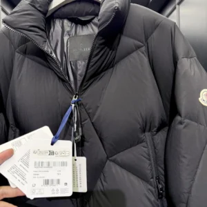 Replica Moncler Vardar Down Jacket Black Quilted Reps - RepLuxe